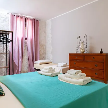 Villa Pietranuda With Pool And