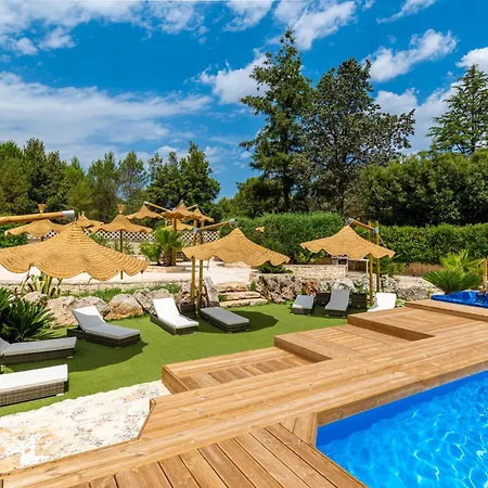 Pietranuda With Pool And Мартина-Франка